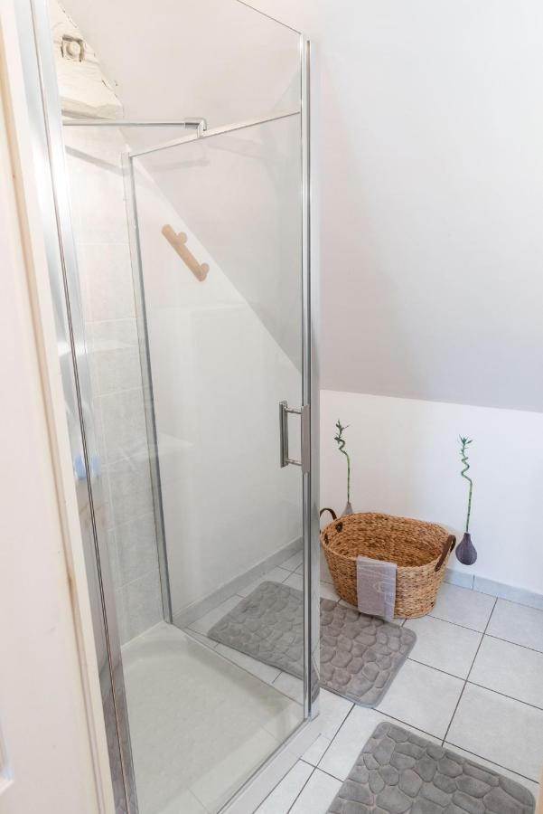 לאבאל Appartement Rien Que Pour Vous Proche Centre Ville מראה חיצוני תמונה